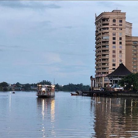 Riverview Home @Waterfront Kch Kuching Dış mekan fotoğraf